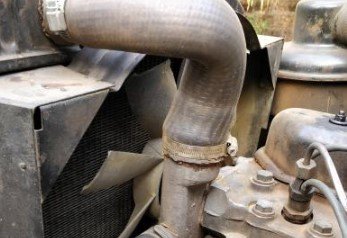 mahindra emax 20 engine overheats